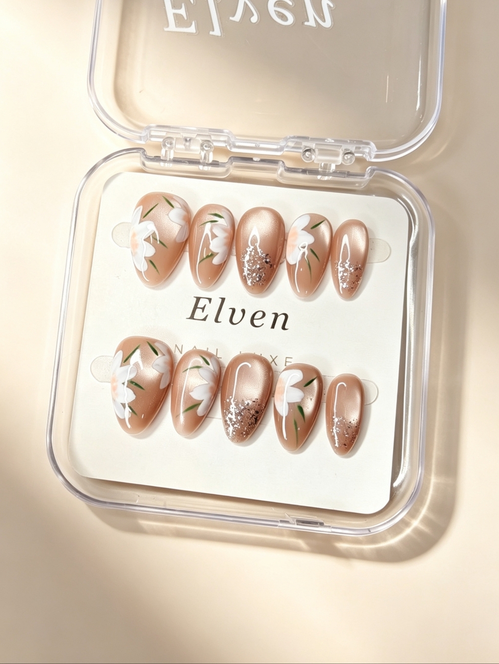 Nude Cat Eye Handmade Press On Nails with White Floral Short Almond